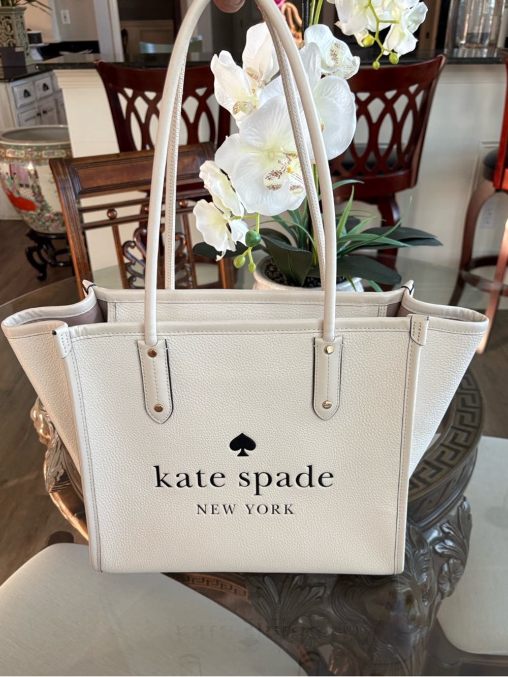 ♠️♠️KATE SPADE NEW YORK IVORY ELLA EMBOSSED LOGO PEBBLED LEATHER BAG!